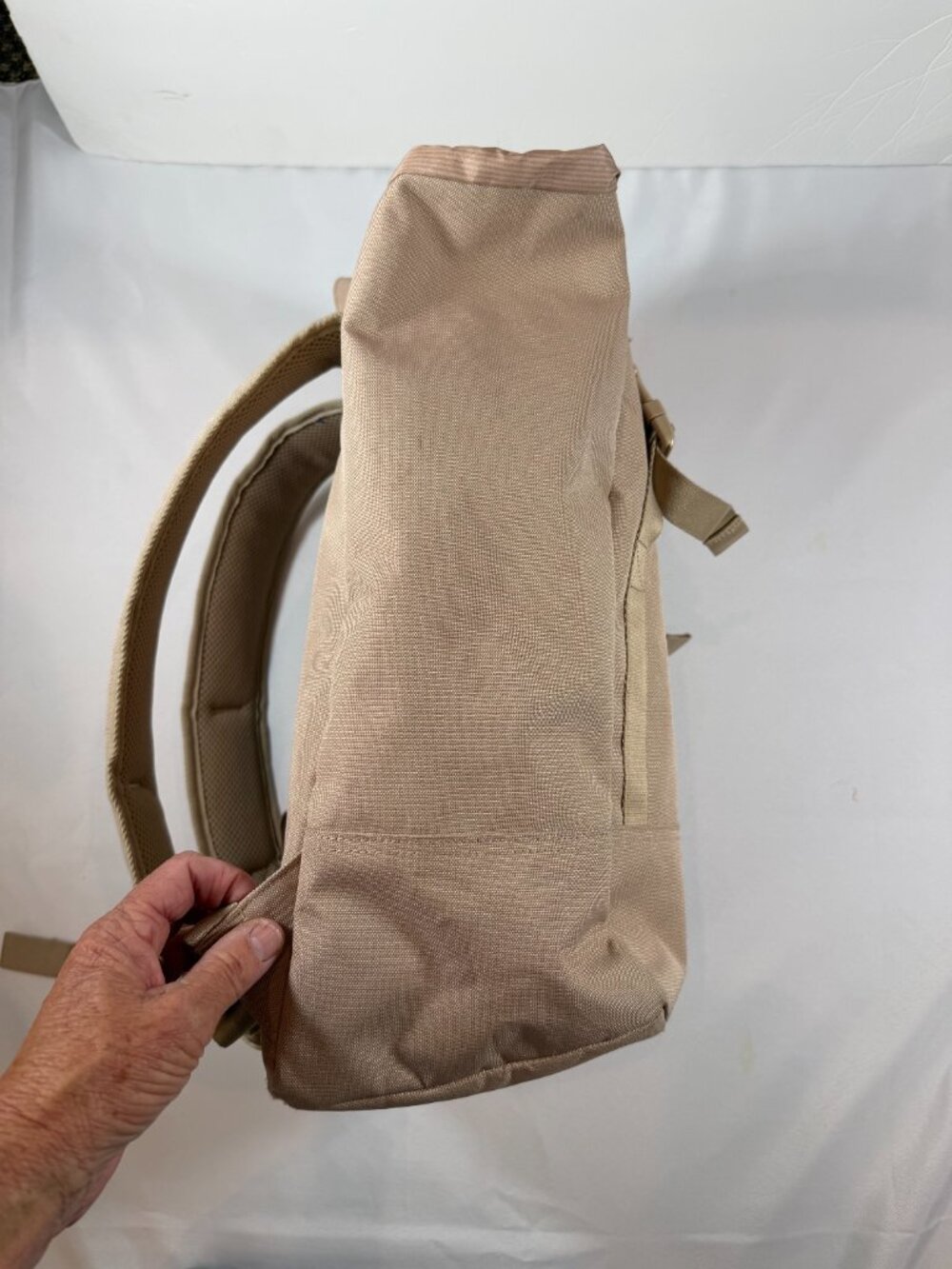Herschel Iona Backpack, Light Taupe EUC - Picture 7 of 15